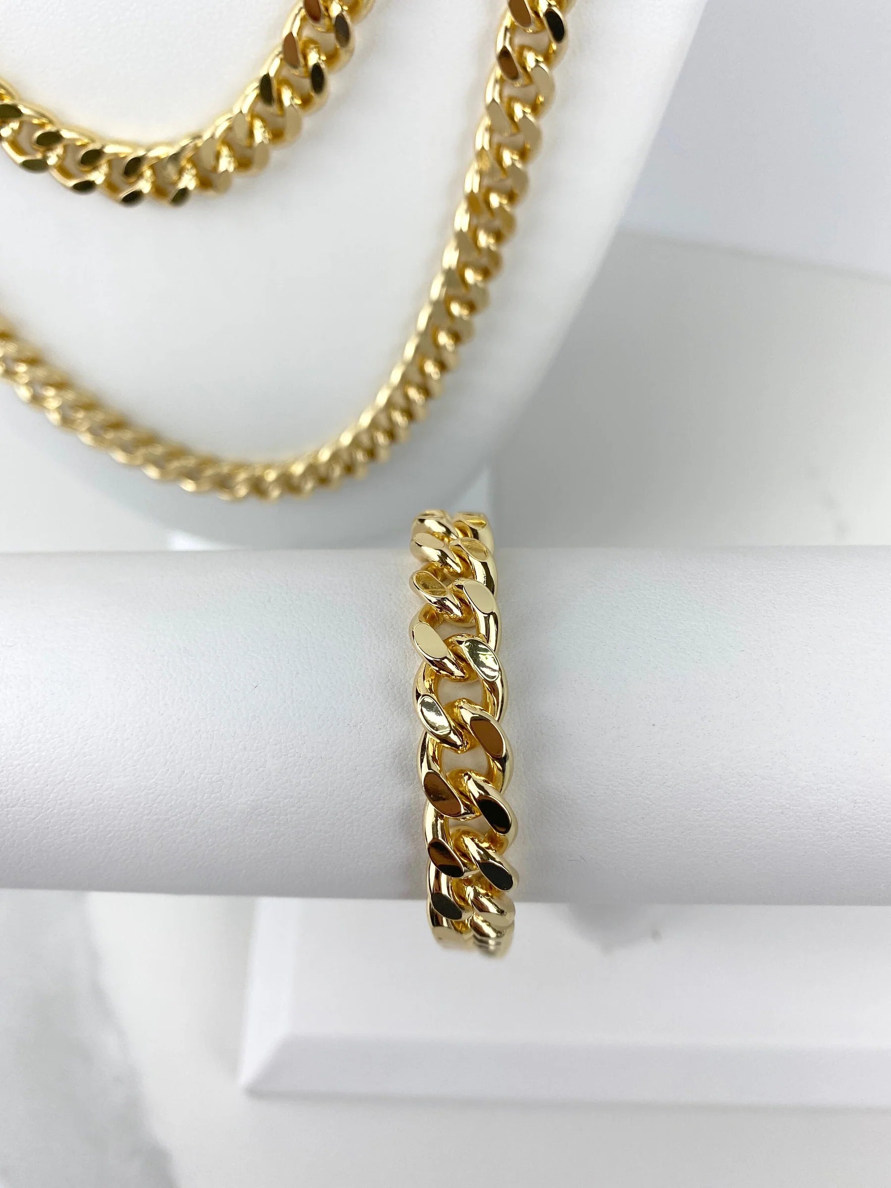 Cuban Link Chain or Bracelet 9.5mm 8.5" 18" 26" 14k Gold Filled. Bundle and Save. FREE SHIPPING on orders of $100 and over.  Sam's Jewelry World USA.               